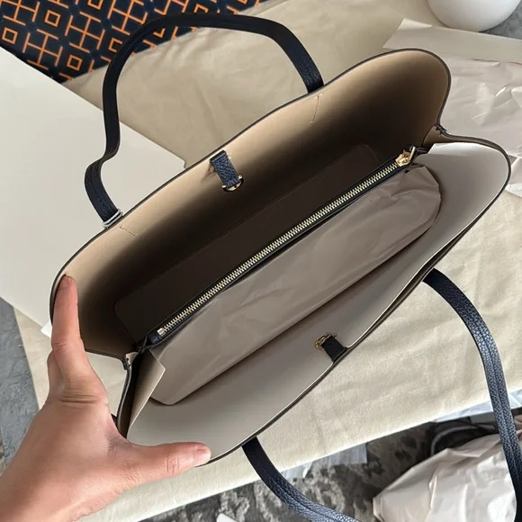 NWT ,Tory Burch Blake center zip Navy Blue with gold hardware Tote Bag - Picture 7 of 16